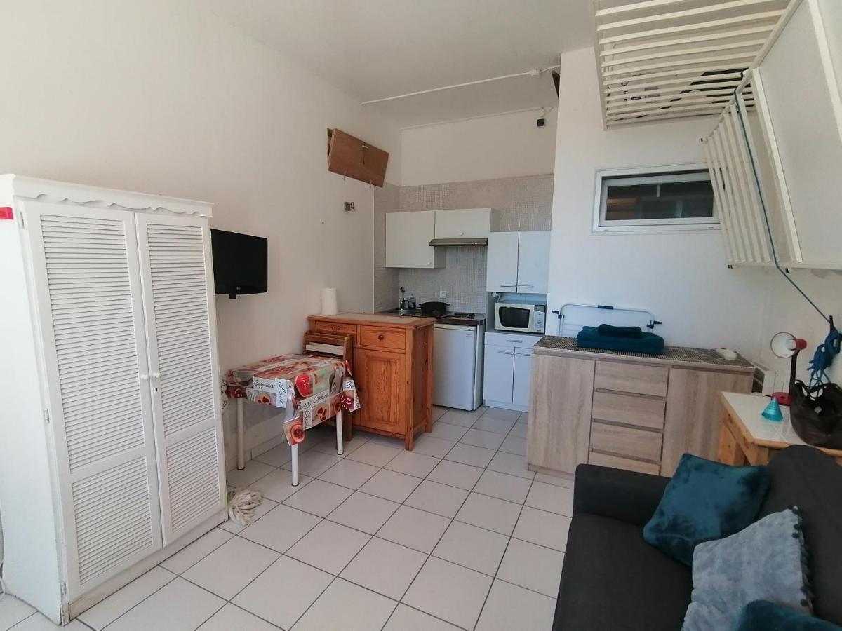 Ground Floor Studio With Access To Beach And Pool Le Barcarès Eksteriør billede